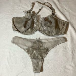Victoria’s Secret Wicked Bra Set 36DDD/M